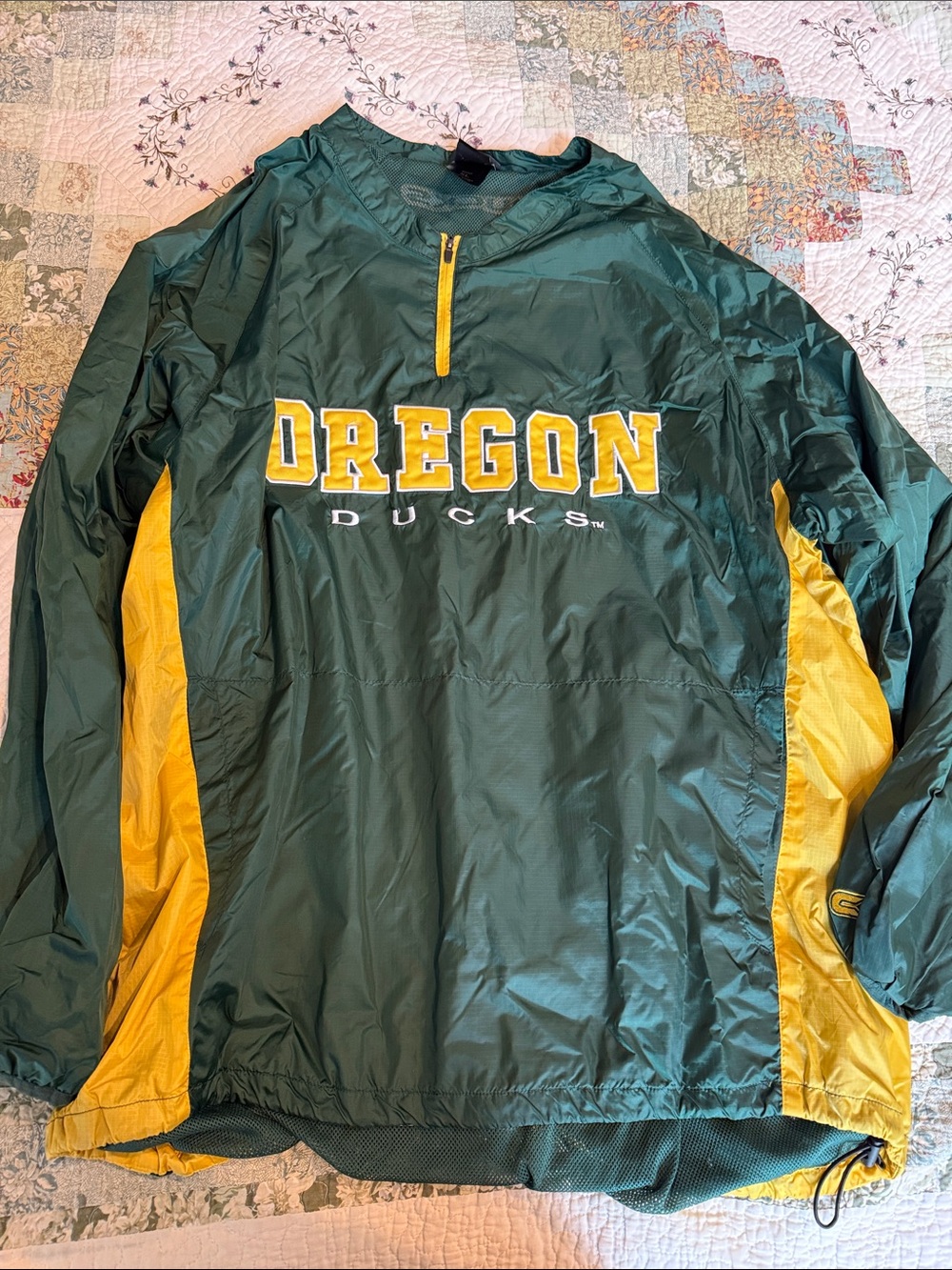 Vintage Y2K Oregon Ducks Green & Yellow Pullover Windbreaker